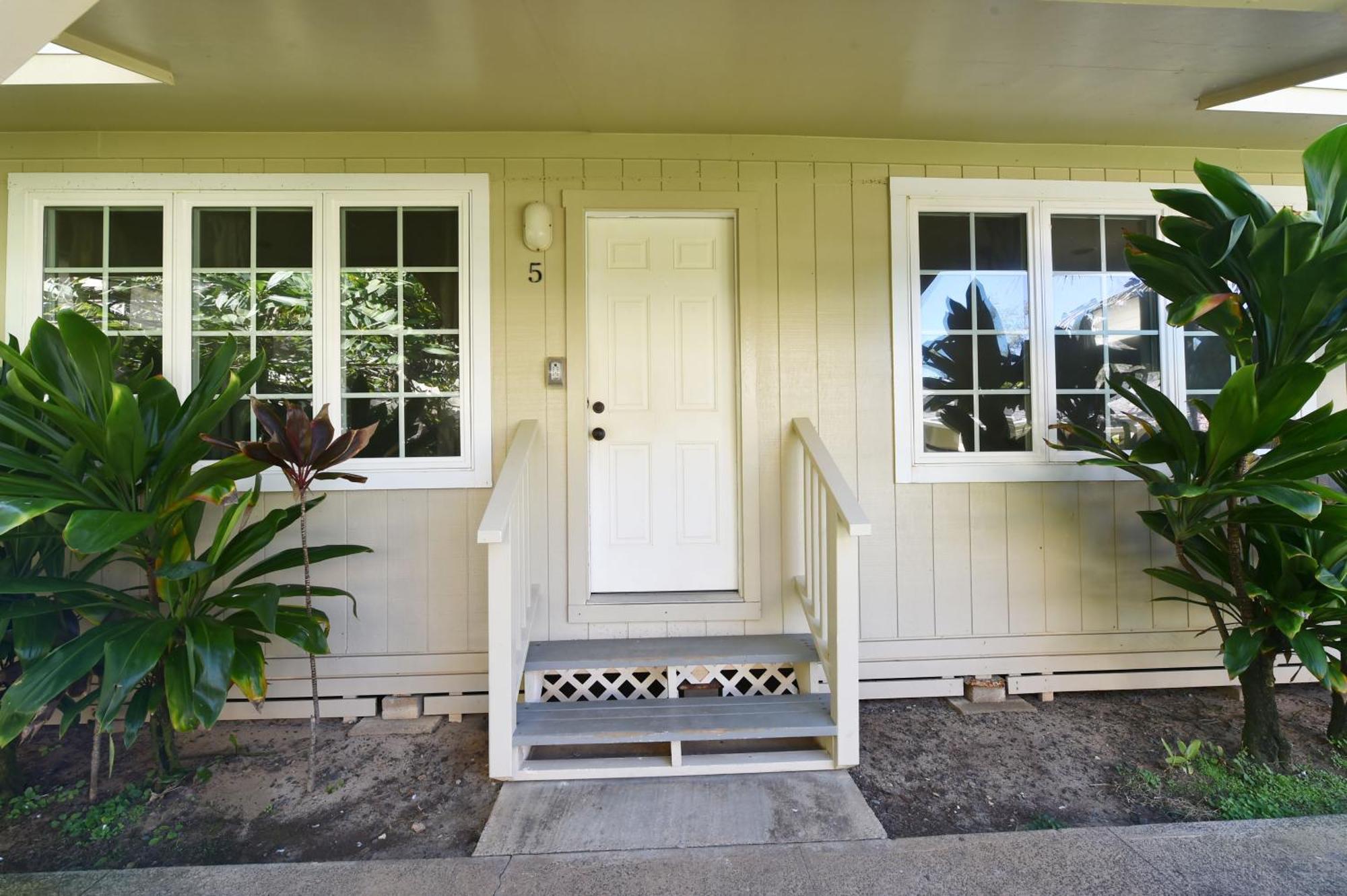 Waimanalo Beach Cottages Exterior photo